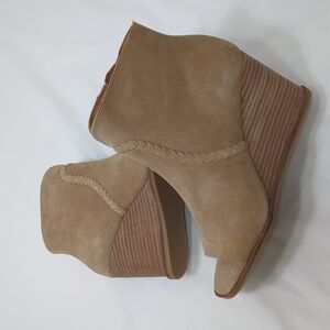 Lucky Brand Lureli Suede Wedge Open Toe Bootie - Tan 8